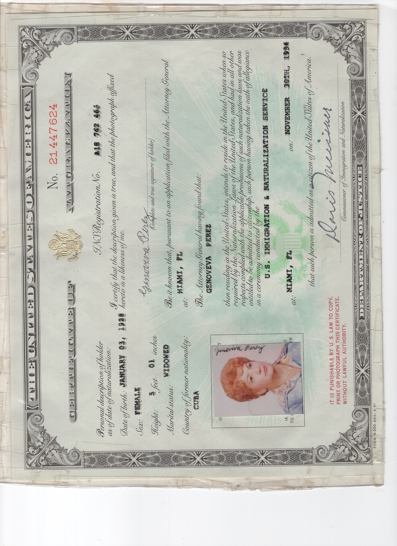 Obituary of Genoveva V. Perez