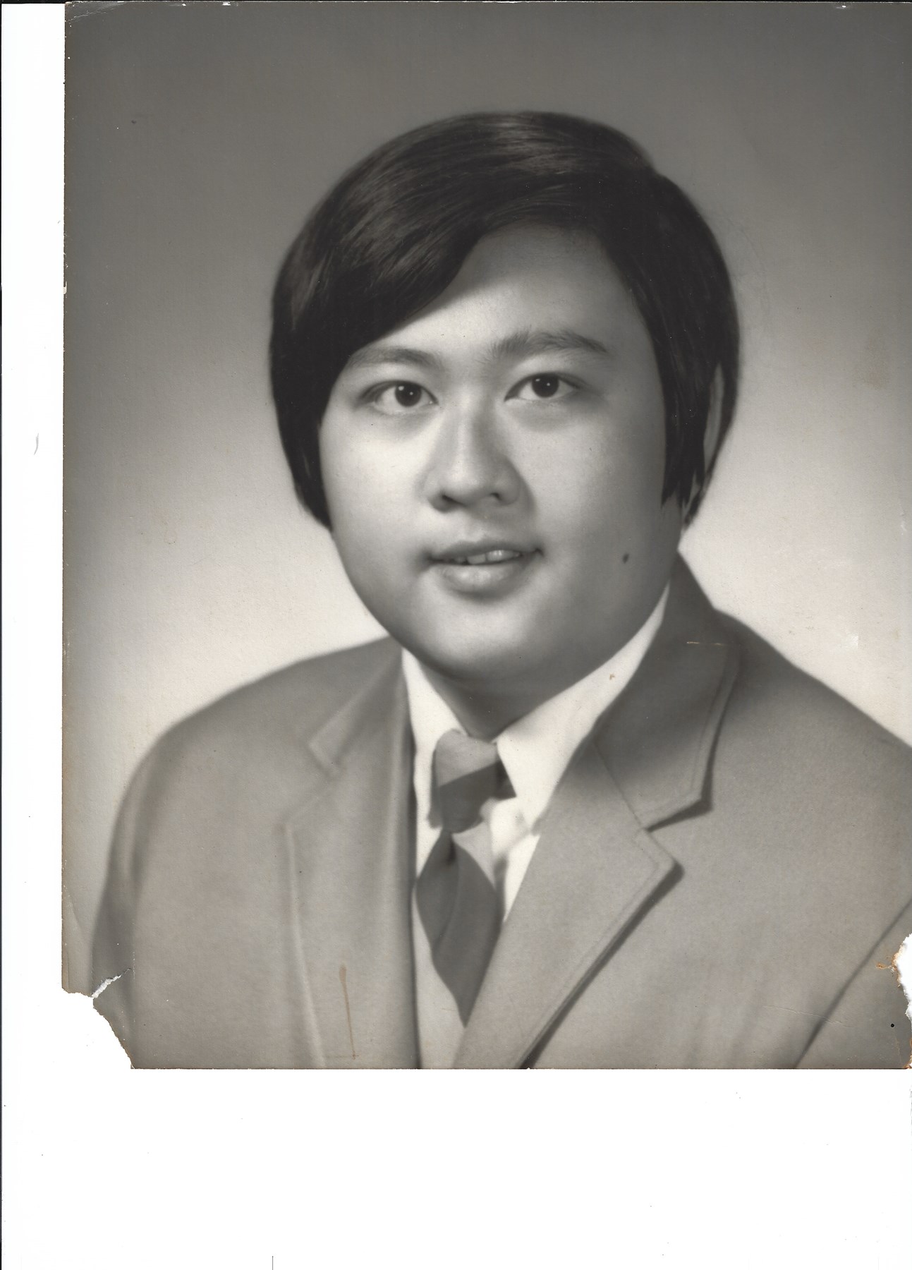 Obituario de Ronald C. S. Chun