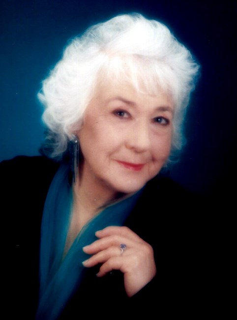 Obituary of Lillian T Moore