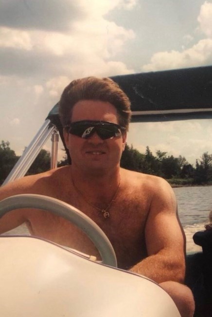 Avis de décès de Robert Russell Hull