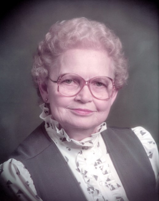 Obituary of Vivian M. Pierce