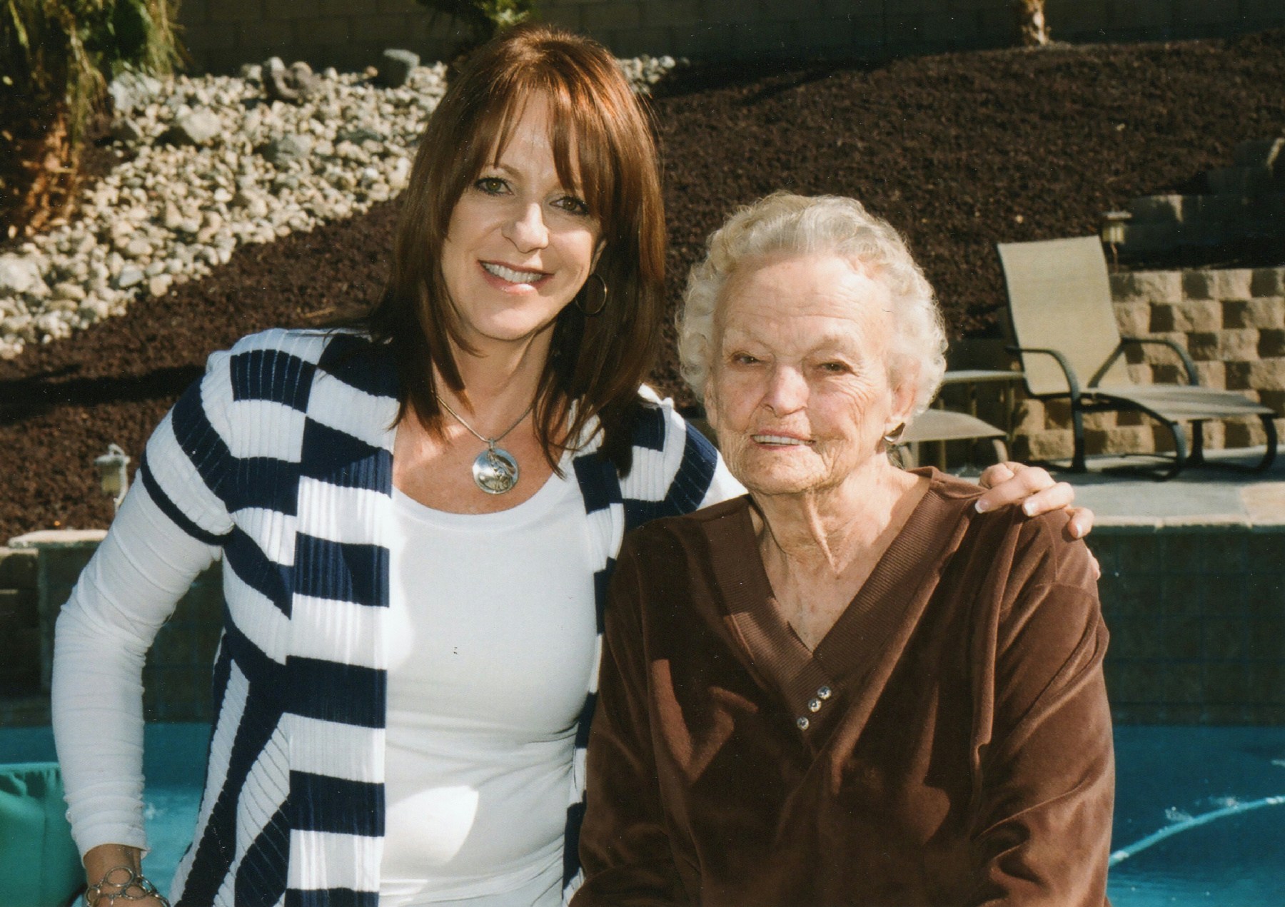 Obituary of Louise Eva Kautsky