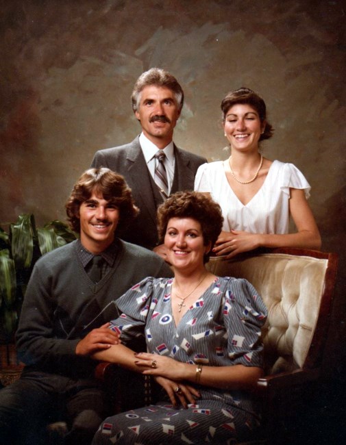 Obituary of Maria M. Mendes