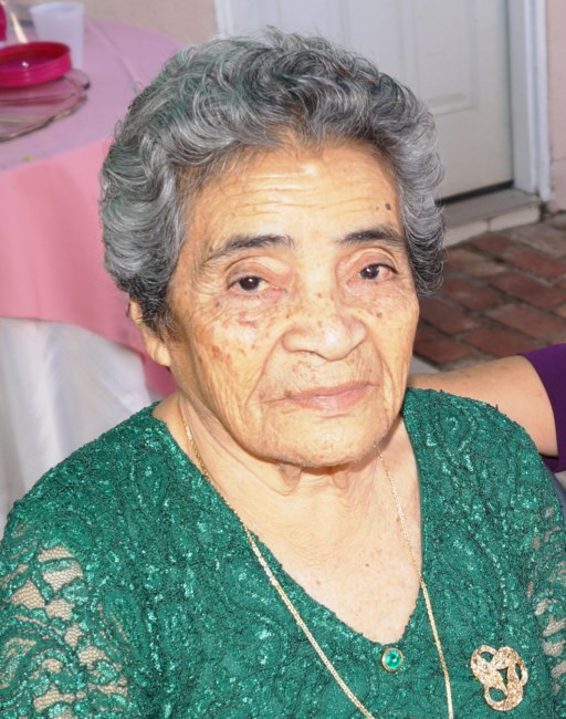 Obituary of Leonor Campos