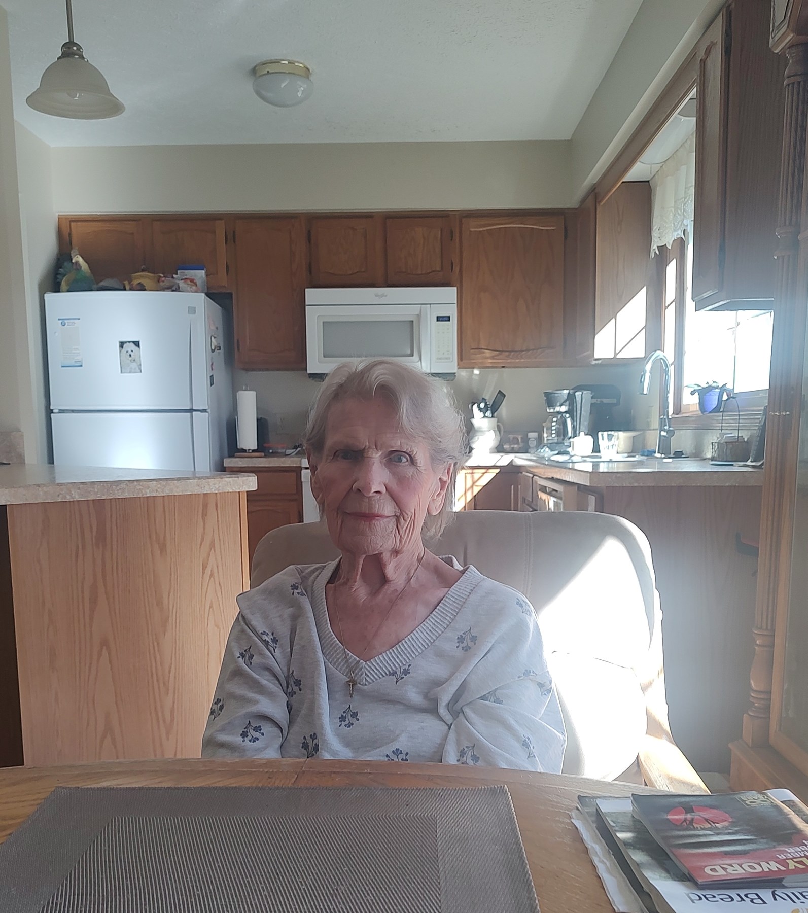 Avis de décès de June Elizabeth Reynolds