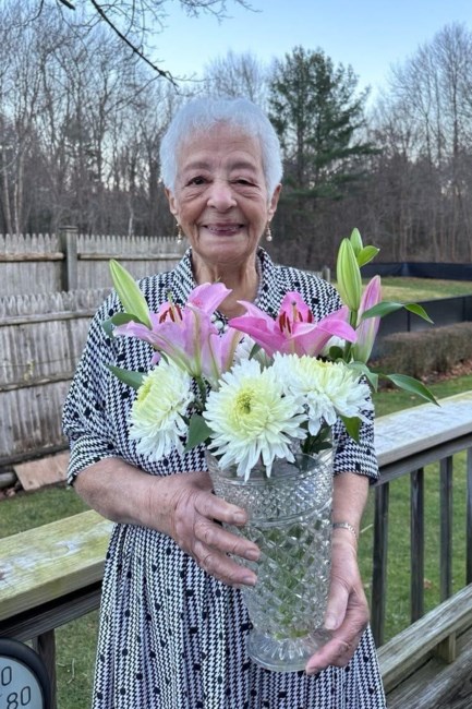 Obituary of Maria L. Fernandes