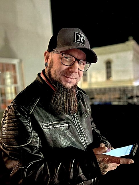 Obituary of Tony Harkins