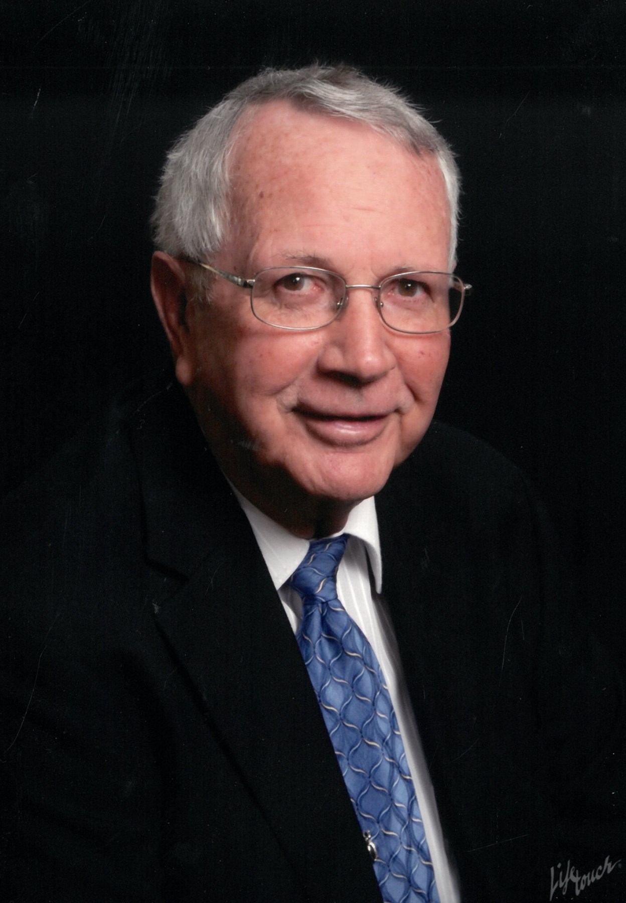 Obituary of Willis Benjamin Muth