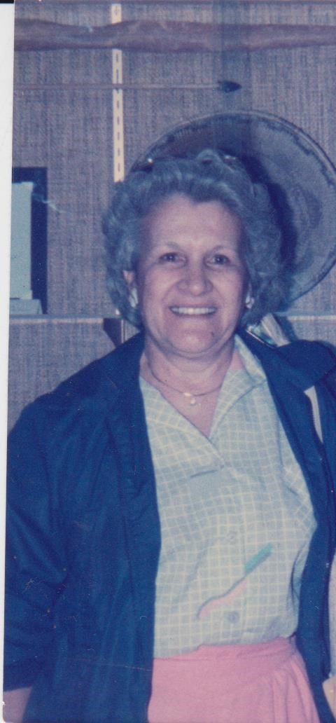 Obituary of Evelyn Deanna Mello