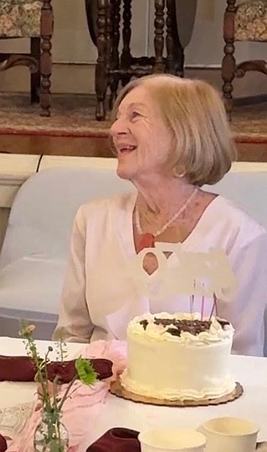 Obituary of Rochelle "Chellie" Weiner