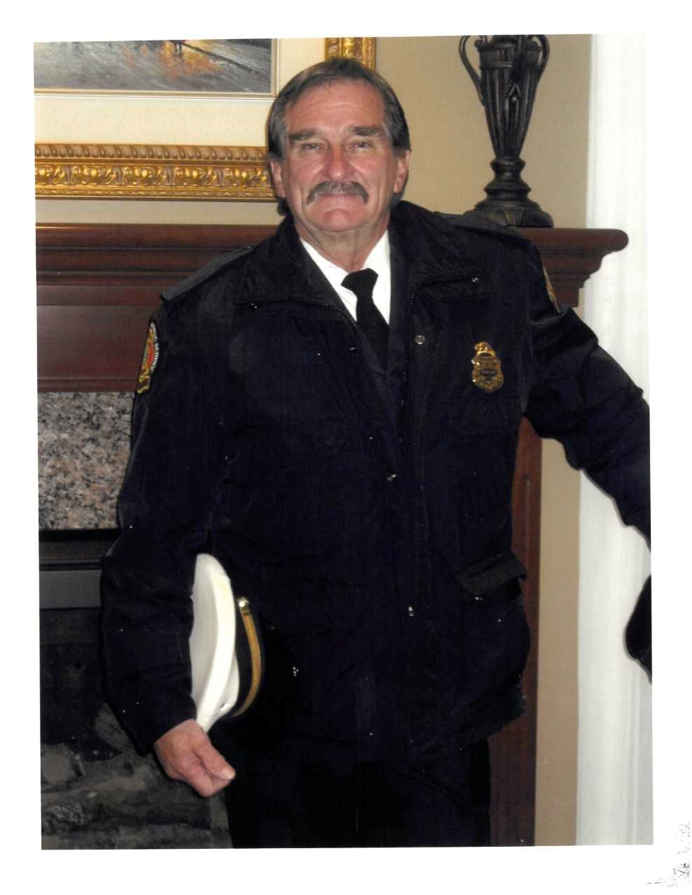 Obituary of Leslie James Wahl