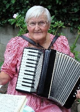 Obituary of Gertrude Espinosa