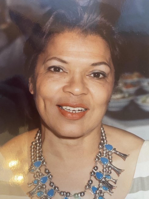 Avis de décès de Lois M. Leon