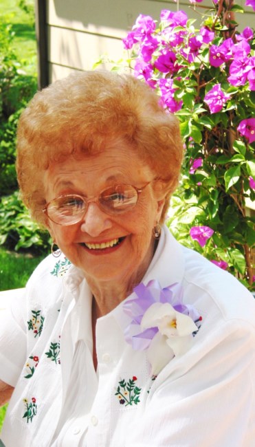 Obituary of Helen C. Heinecke (Colianni)
