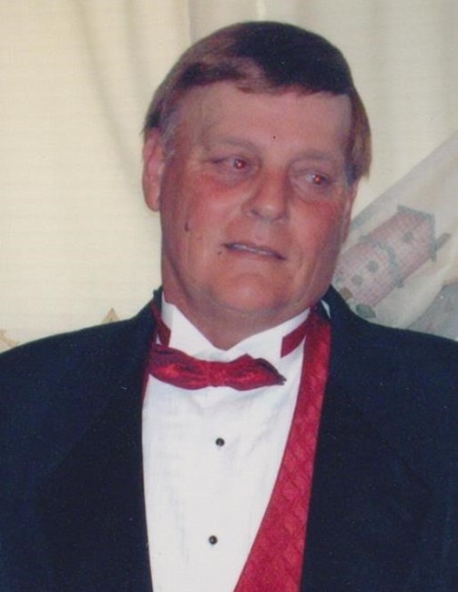Obituary of Floyd Leon Maxey