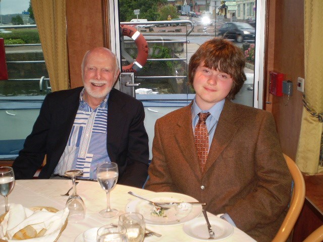 Obituary of Bob Carrow