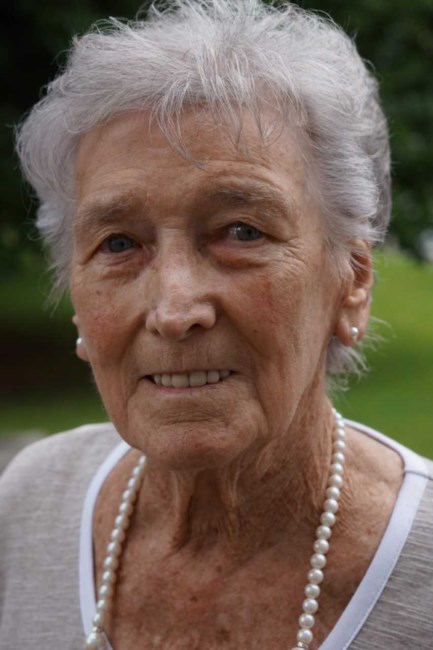 Obituary of Catherine Loiseau (Nee Philbin)
