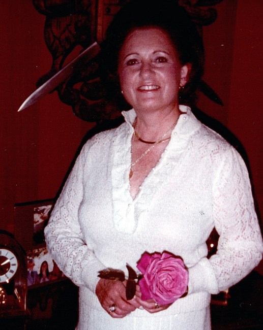 Obituario de Barbara June Valdez