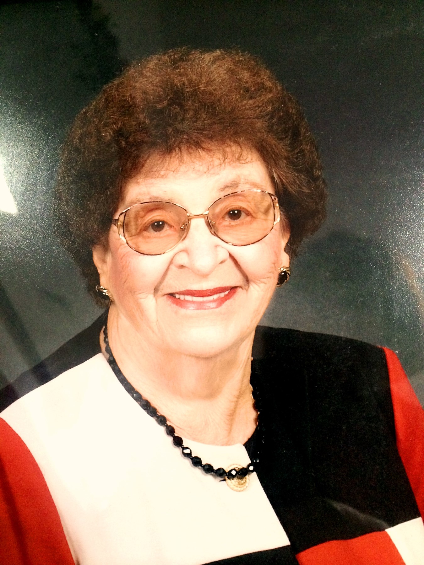Obituary of Gomicinda M. Segura