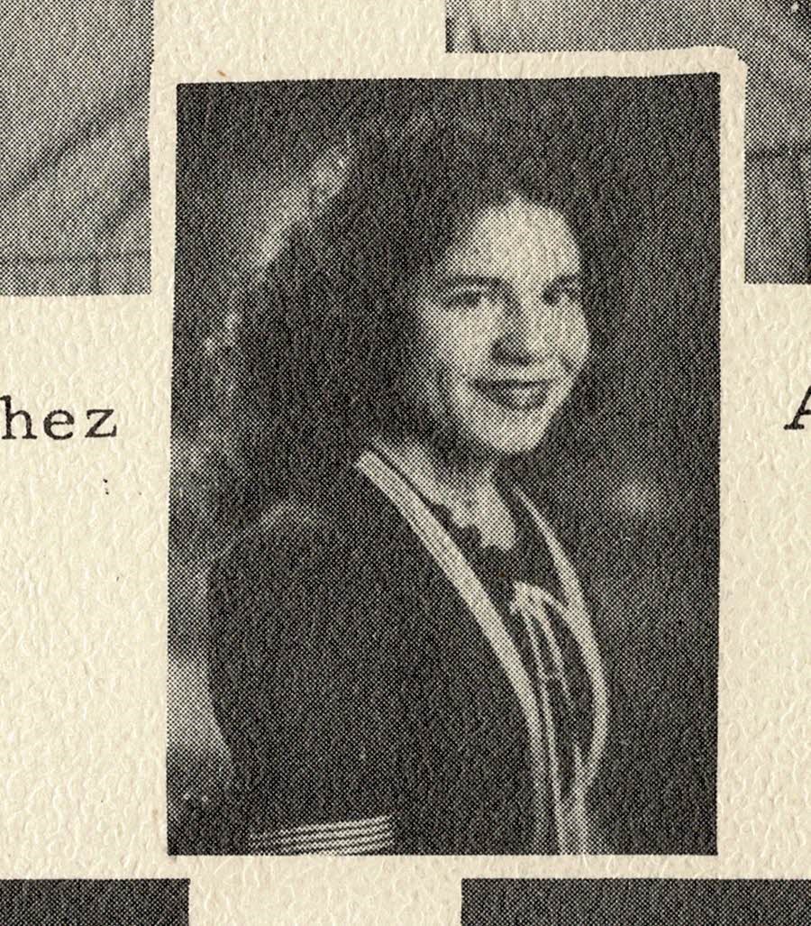 Obituary of Arcenia Estrada