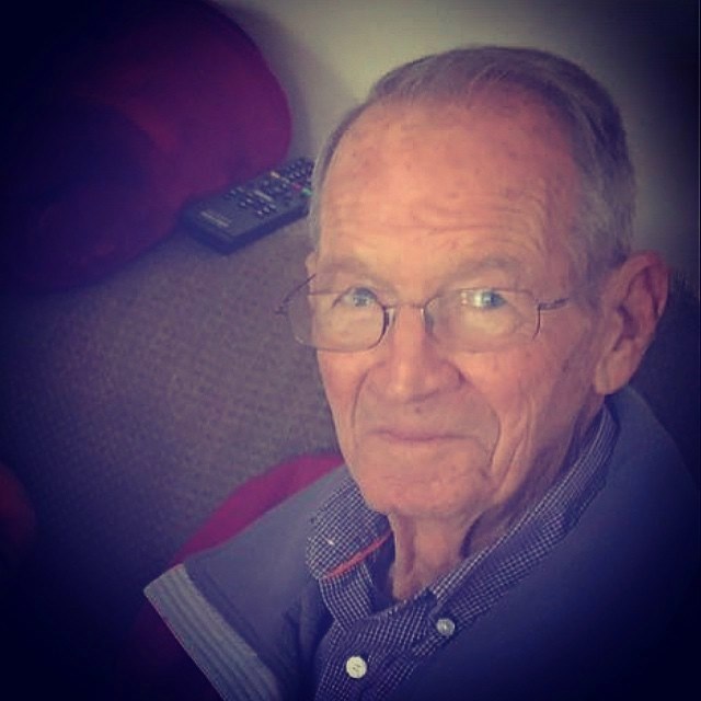 Obituary of Robert Earl Greene