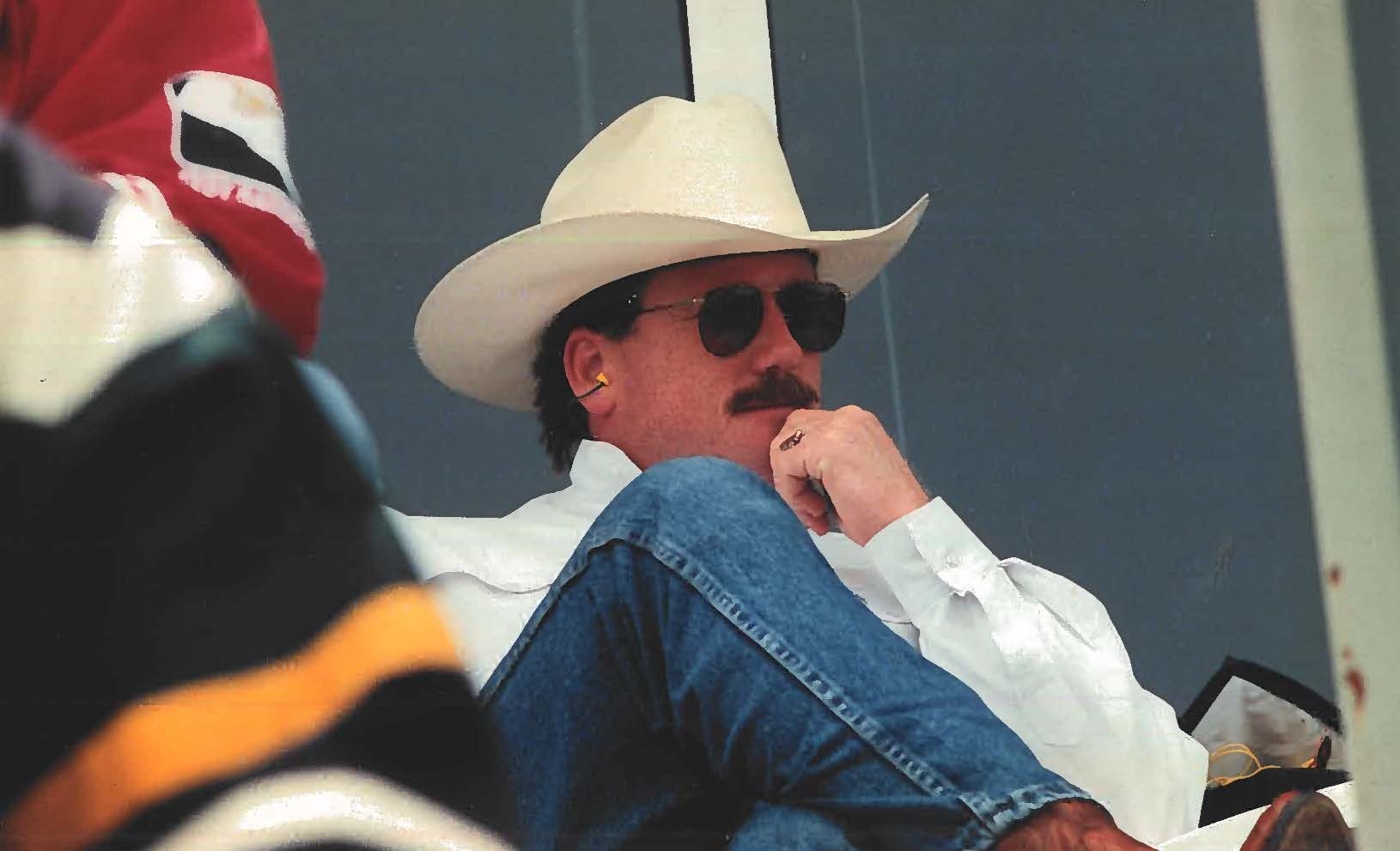 Obituary of J. Kelly Mowry