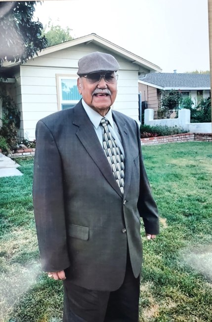 Obituario de Carlos Avina Quinonez