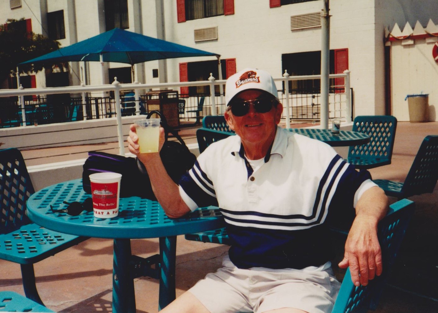 Obituary of Arlen "Kelly" Vern Gurley