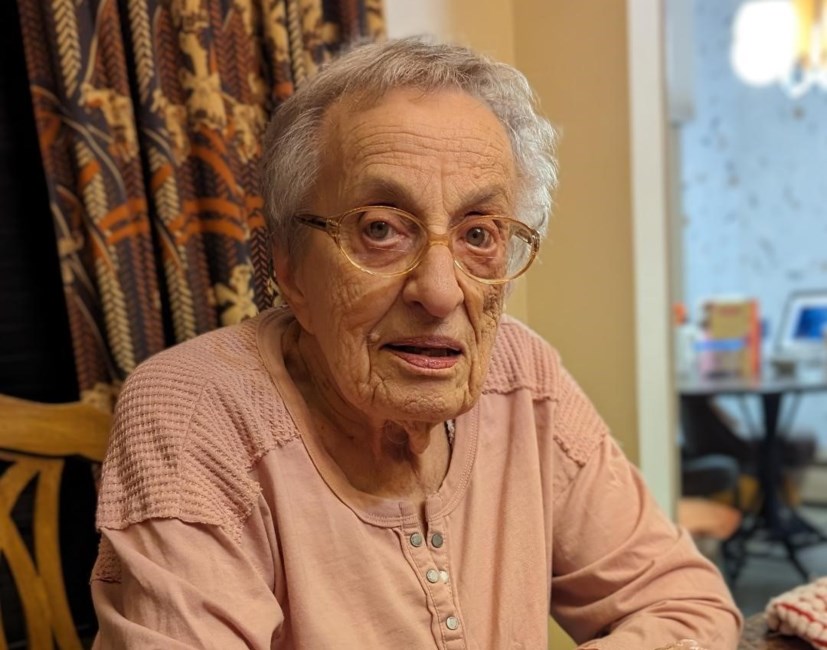 Obituary of Mae Liss
