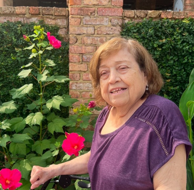 Obituary of Bertha Alicia Vega de Cruz