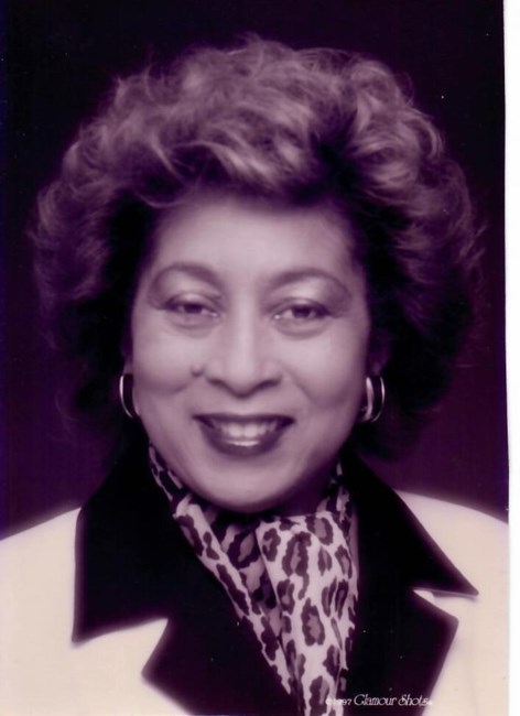 Obituary of Roy Yvette Grant Clements