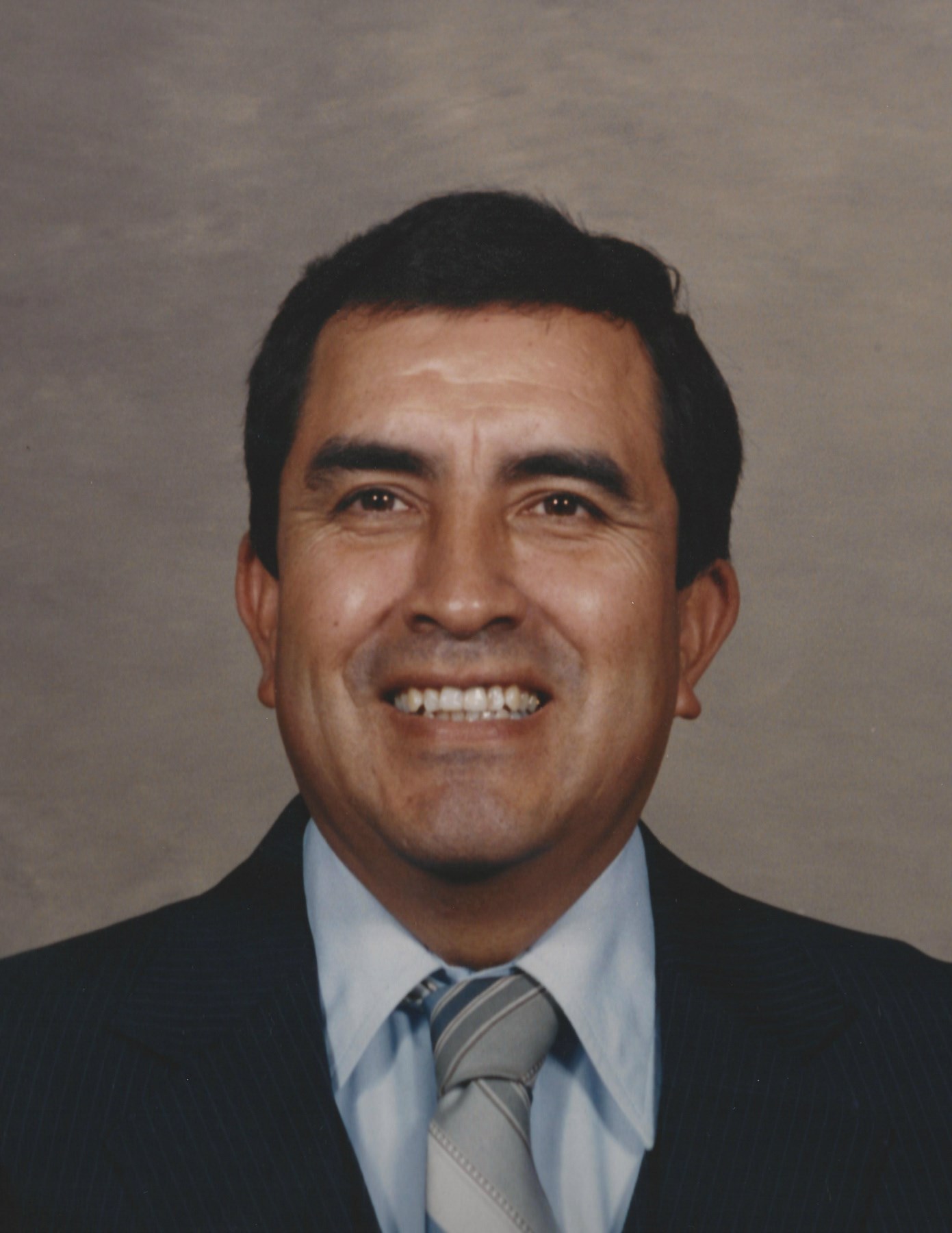 Obituary of Mr. Robert N Amaro