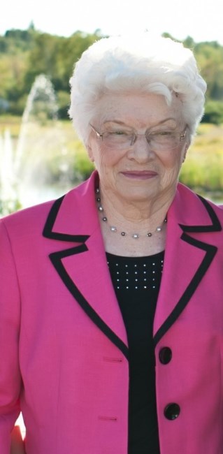 Obituario de June Bowler Whittier