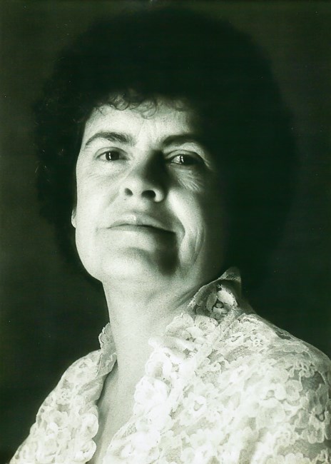 Obituary of Rosamaria Ramirez de Alba Ellis Clark