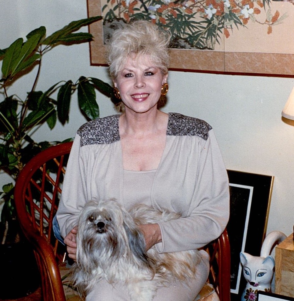 Obituary of Anna Lore Allender