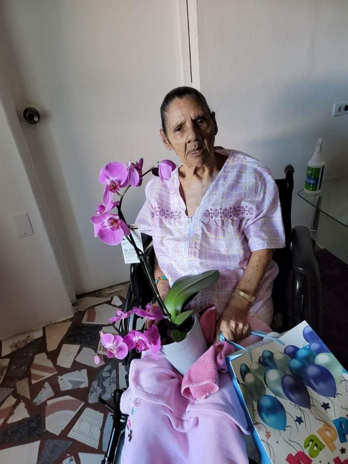 Obituary of Dolores "Lola" Quiñones Velázquez