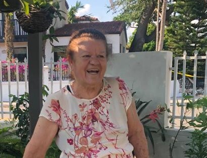 Obituary of Gloria Esperanza Torres