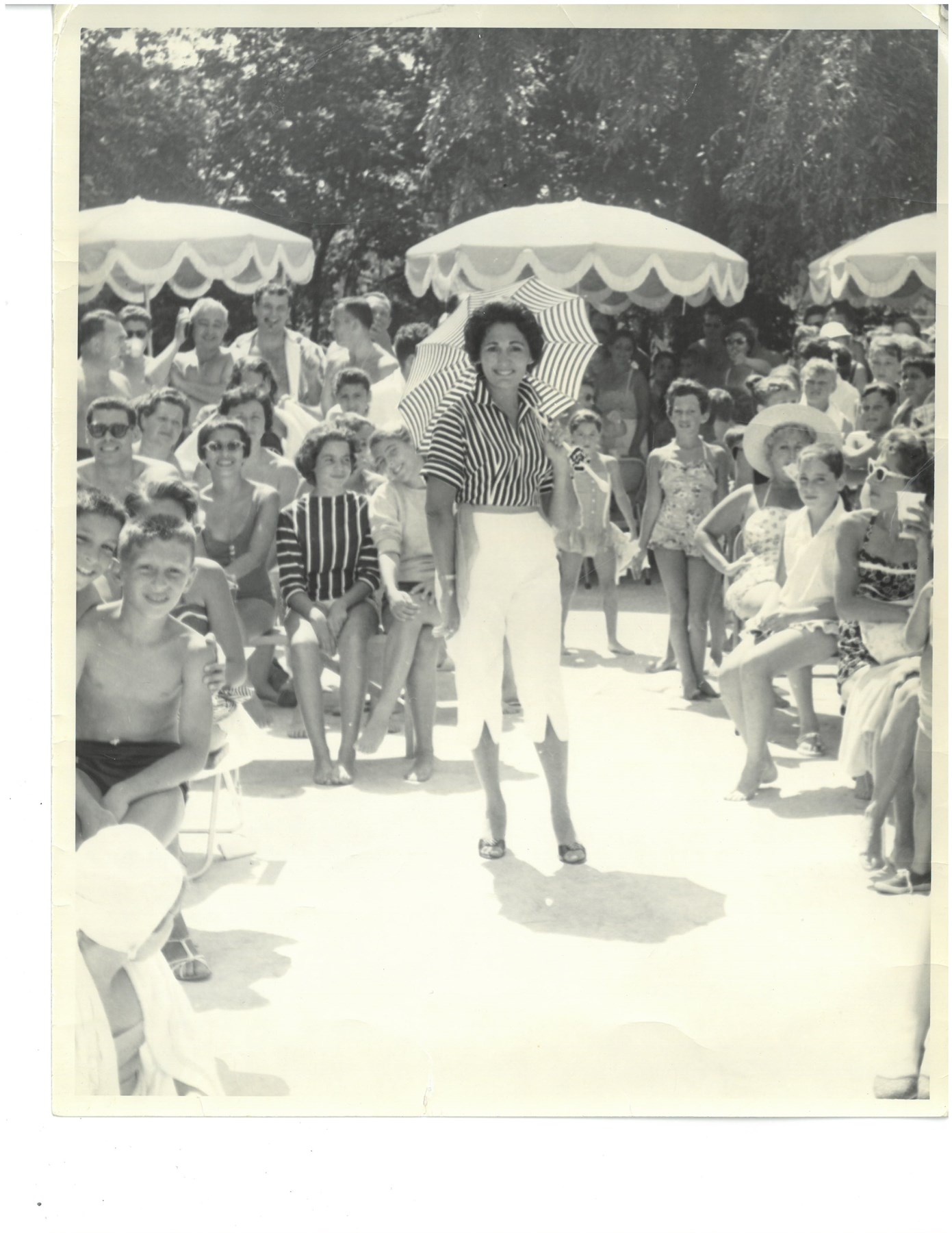 Obituary of Mildred Kahn