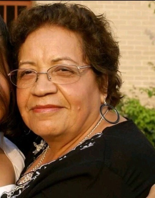 Obituary of Macrina Salgado Valero