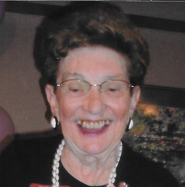 Obituary of Shirley Vivian Greenwood