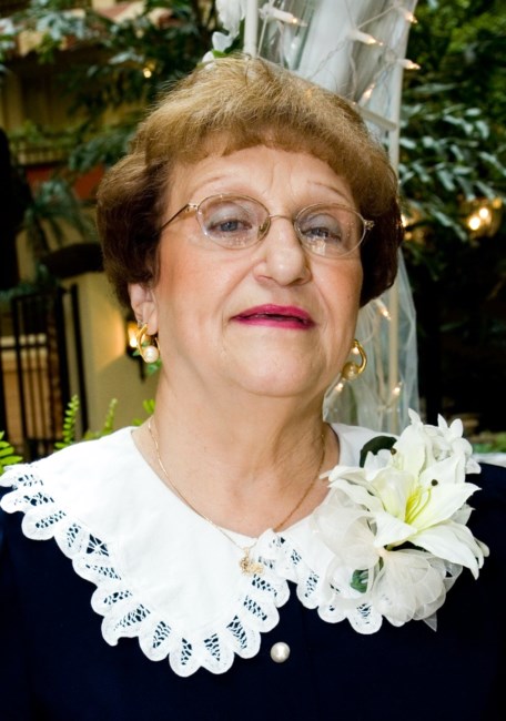 Obituario de Helen L. Johnson
