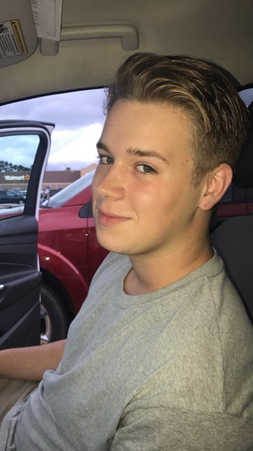 Obituario de Damian Chase Wooldridge