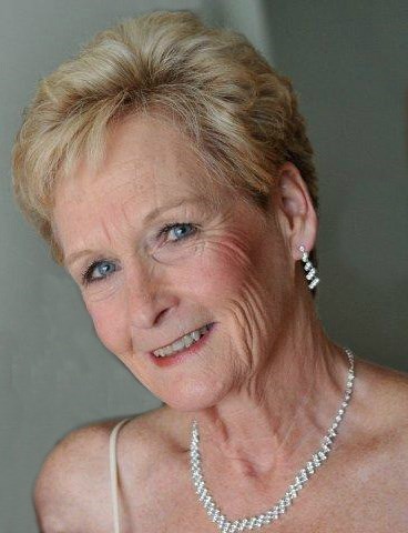 Obituary of Joan Marion Howard