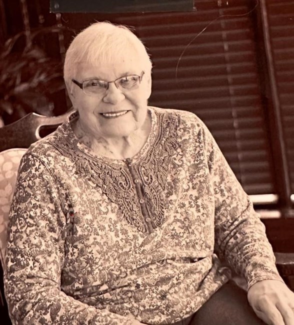 Obituario de Shirley Anne Holstein
