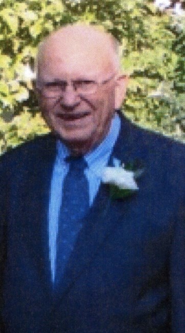Obituary of Dick Carlisle Hull