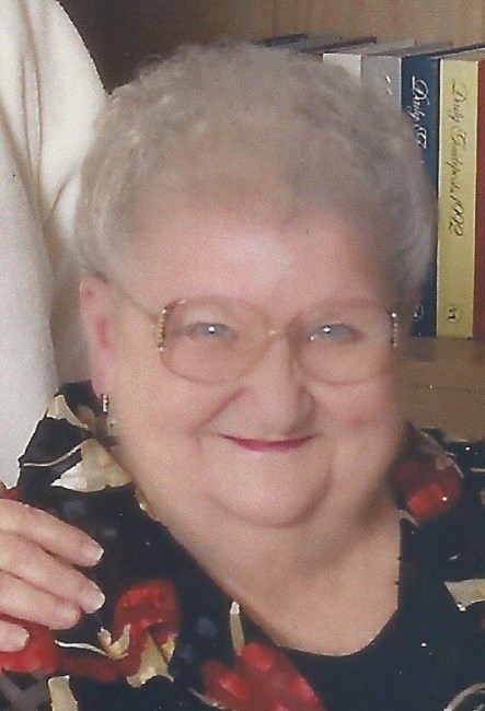 Obituario de Lois E. Moser