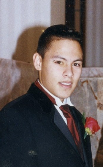 Obituary of Raul Damian Reyes