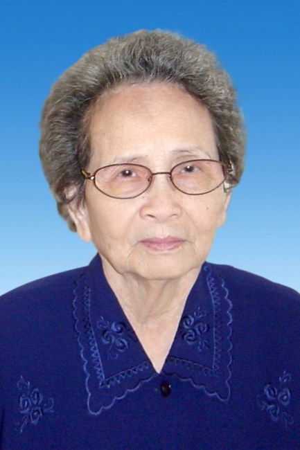 Obituary of Tuyet Thi Le