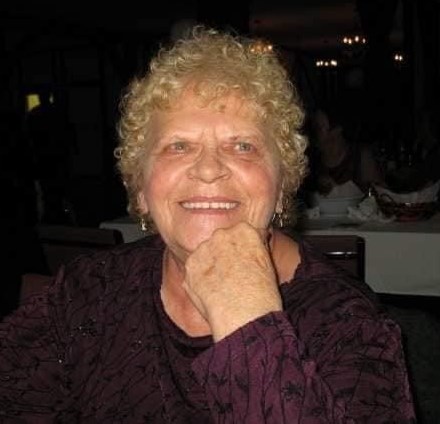Obituario de Barbara Ethel Snyder