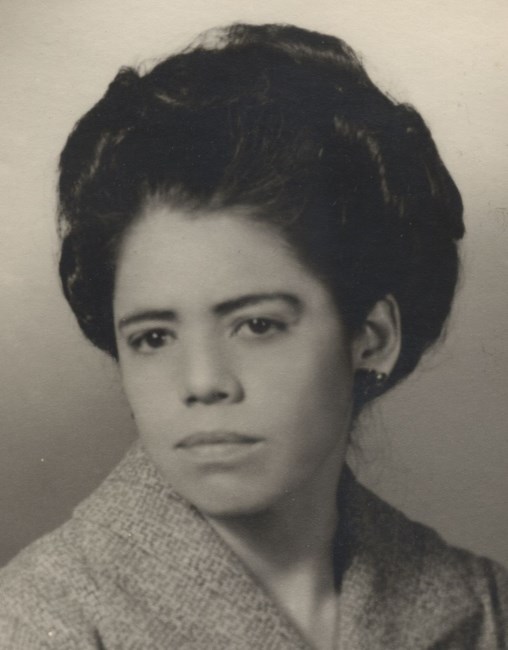 Obituary of Julia R. Ruiz